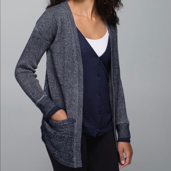 LULULEMON Vestigan Cardigan Oversized Sz 4 XS - S - Picture 2 of 7